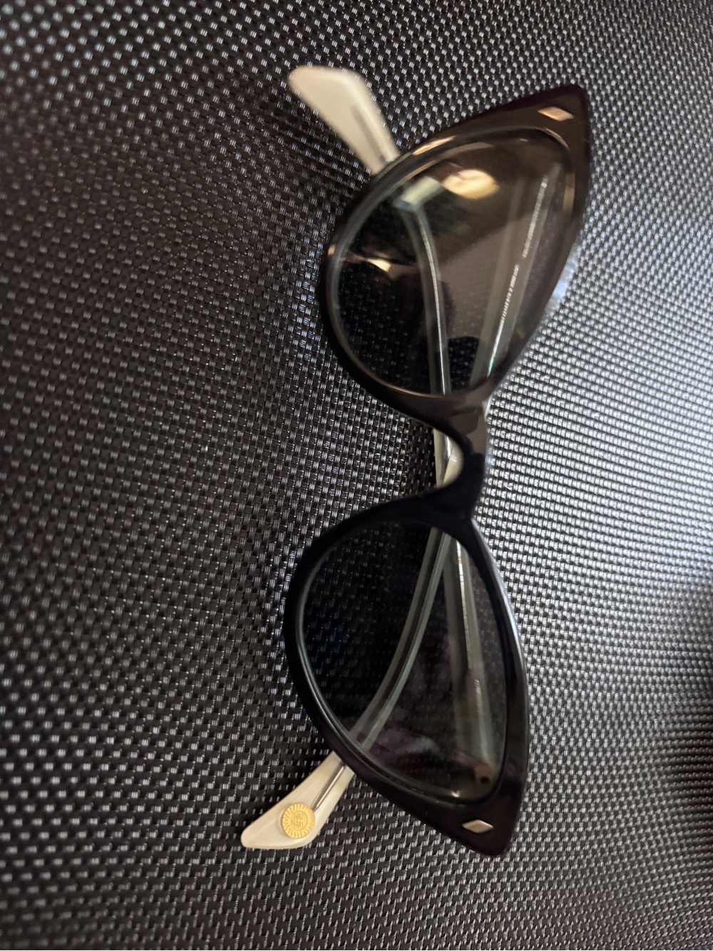 Polaroid Black Cat-Eye Sunglasses with Ivory Temples
